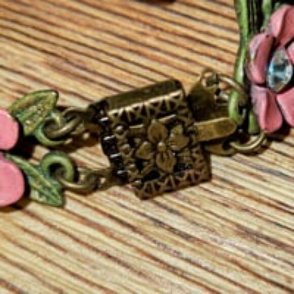 Y2K NO BOUNDARIES BRACELET WHIMSYGOTH - Picture 2 of 3